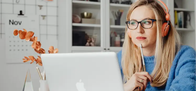 Easy video call setup, zoom meeting, headphones